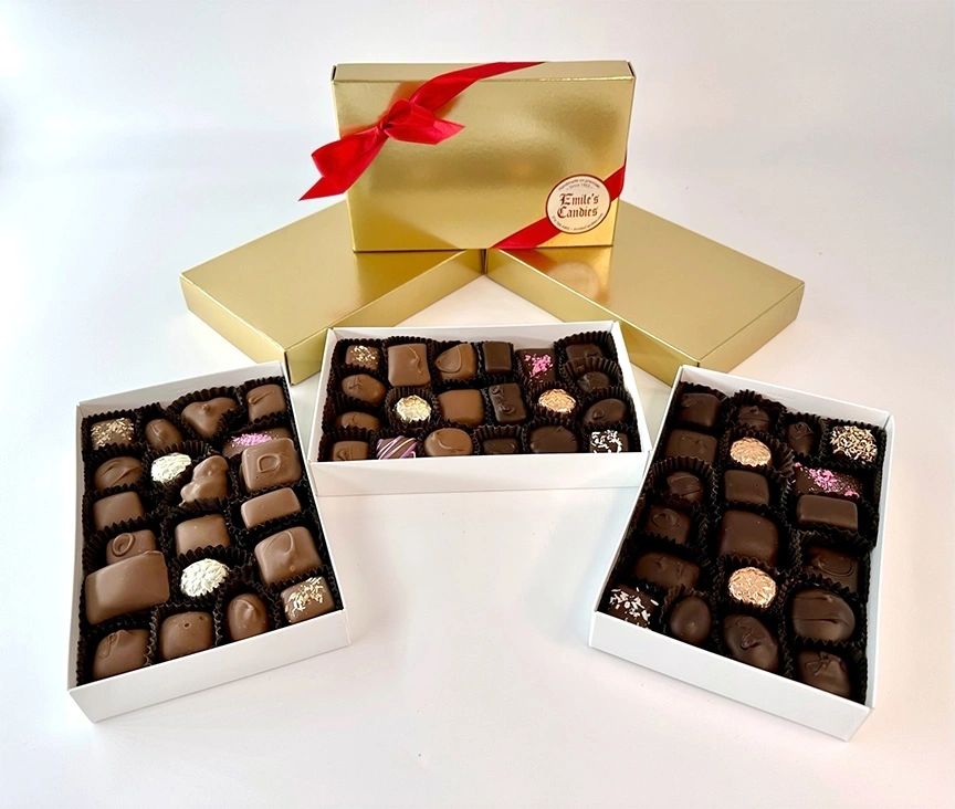 1/2 Lb. Signature Gold Gift Box with Assorted Chocolates